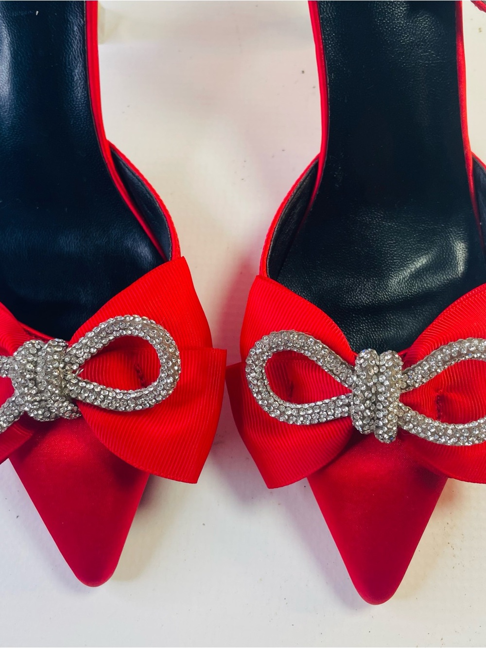 Source Unknown Red Pointed-Toe Heels with Bow and Crystal Accent - Picture 2 of 6